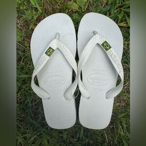Havaianas White Flip Flops - US Size 4/5